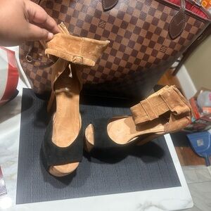 Jeffrey Campbell ‘ALL THE WAY’ Platform Heels
 looking for a new home